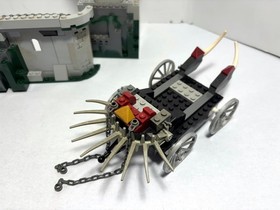 LEGO Castle: Partial King Castle and dragon 7094 (2007) + partial Carriage 7092