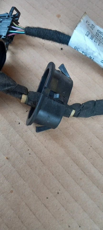 Audi A2 Cable De Puerta Cableado Parte Del Cableado 8Z0971688 Q Derecho Trasero - Imagen 4 de 4