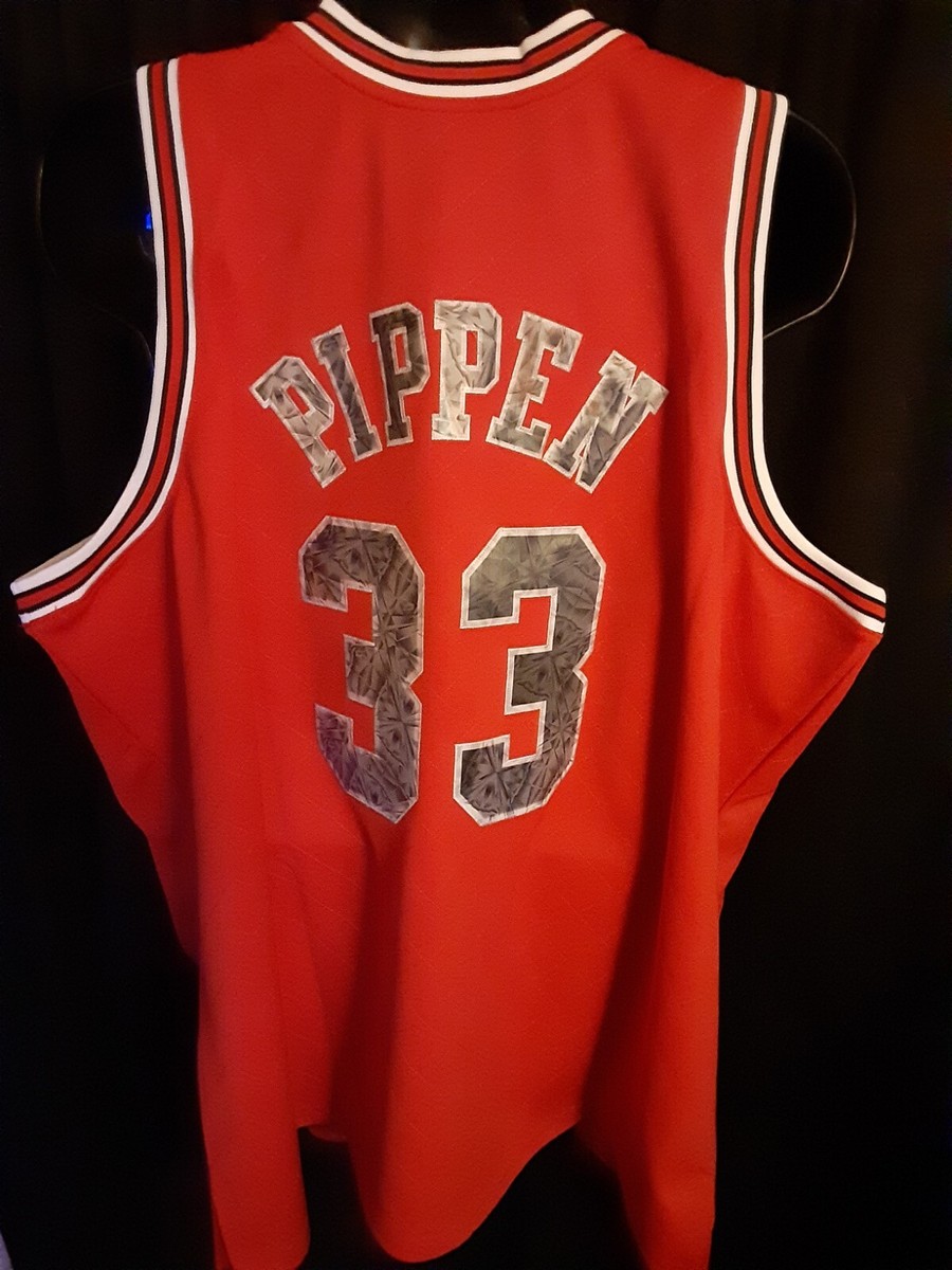 新品 Mitchell&Ness BULLS 33 PIPPEN Jersey Amazon) Mitchell & Ness Chicago Bulls Pippen #33 Reversible