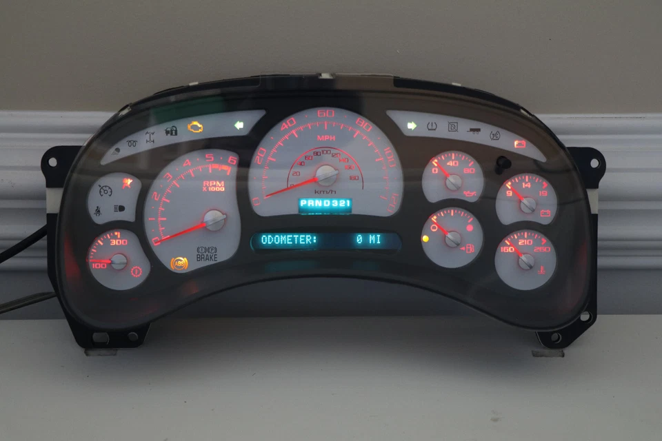 03-05 GMC Yukon Escalade HD GAS Reman Panel de Instrumentos Panel 0 millas LED ROJO #2 Foto 3 de 4