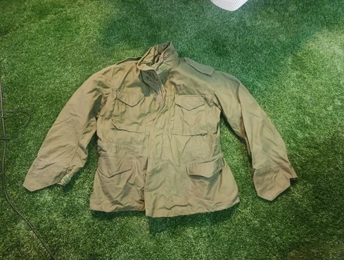 VINTAGE M-65 Field Jacket Vietnam US Army Military GOHN OWNBEY LARGE