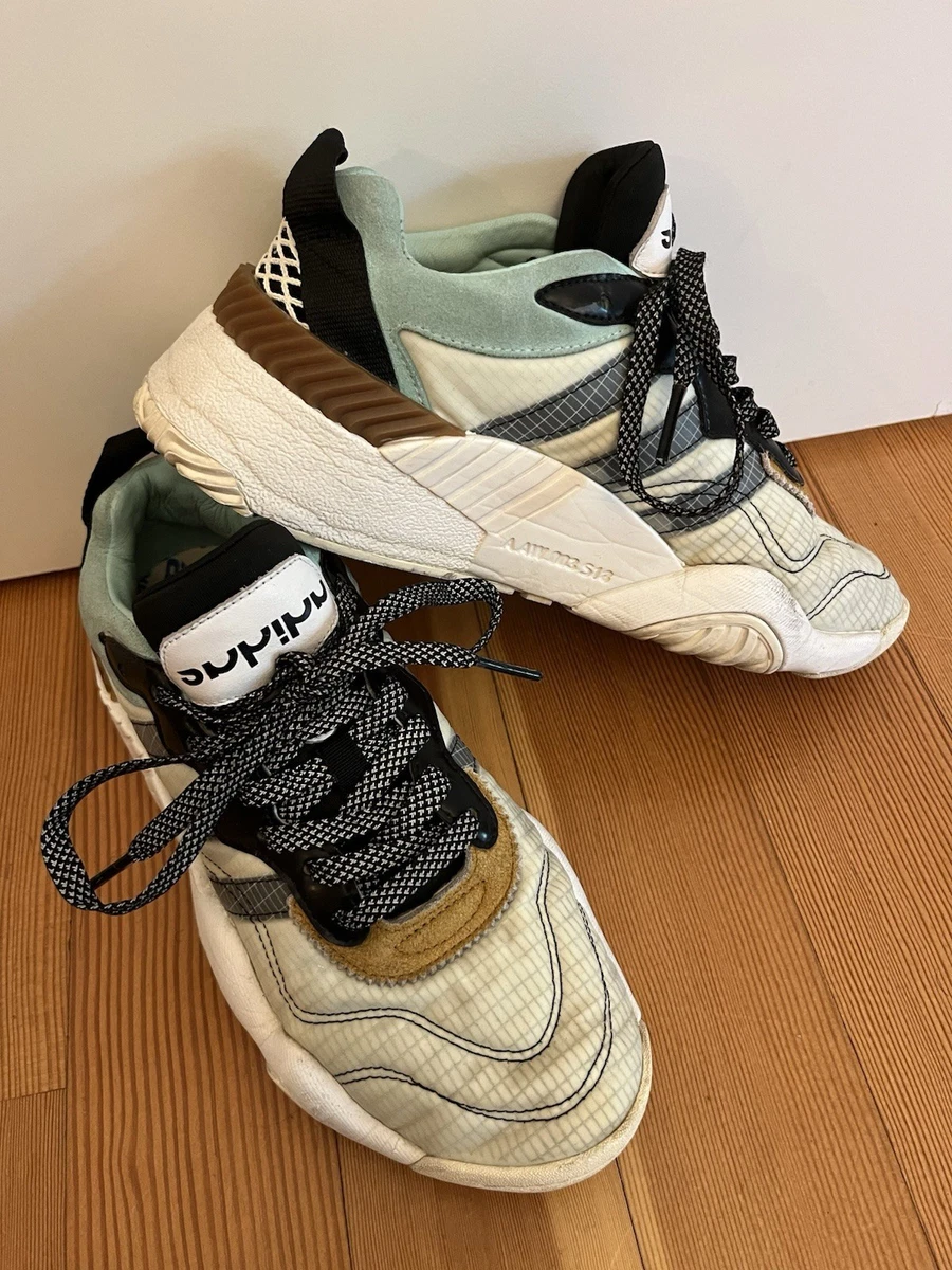 Preços baixos em adidas Alexander Wang x Turnout Trainer Clear