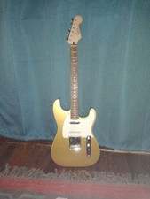 E-Gitarre gebraucht , Squier Paranormal CST Nashville Stratocaster Aztec Gold