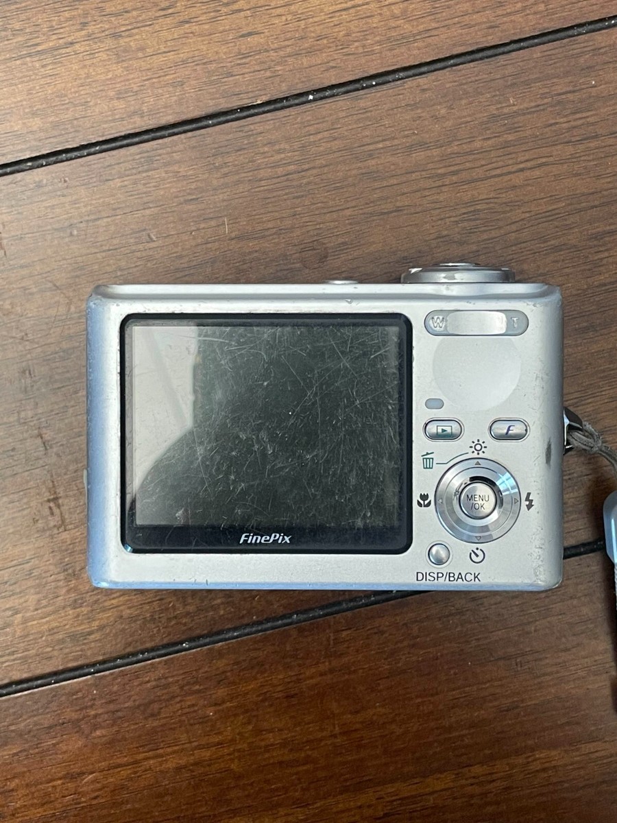 Fujifilm FinePix F Series F10 6.3MP Digital Camera - Silver Fujifilm FinePix F Series F10 6.3MP Digital Camera - Silver