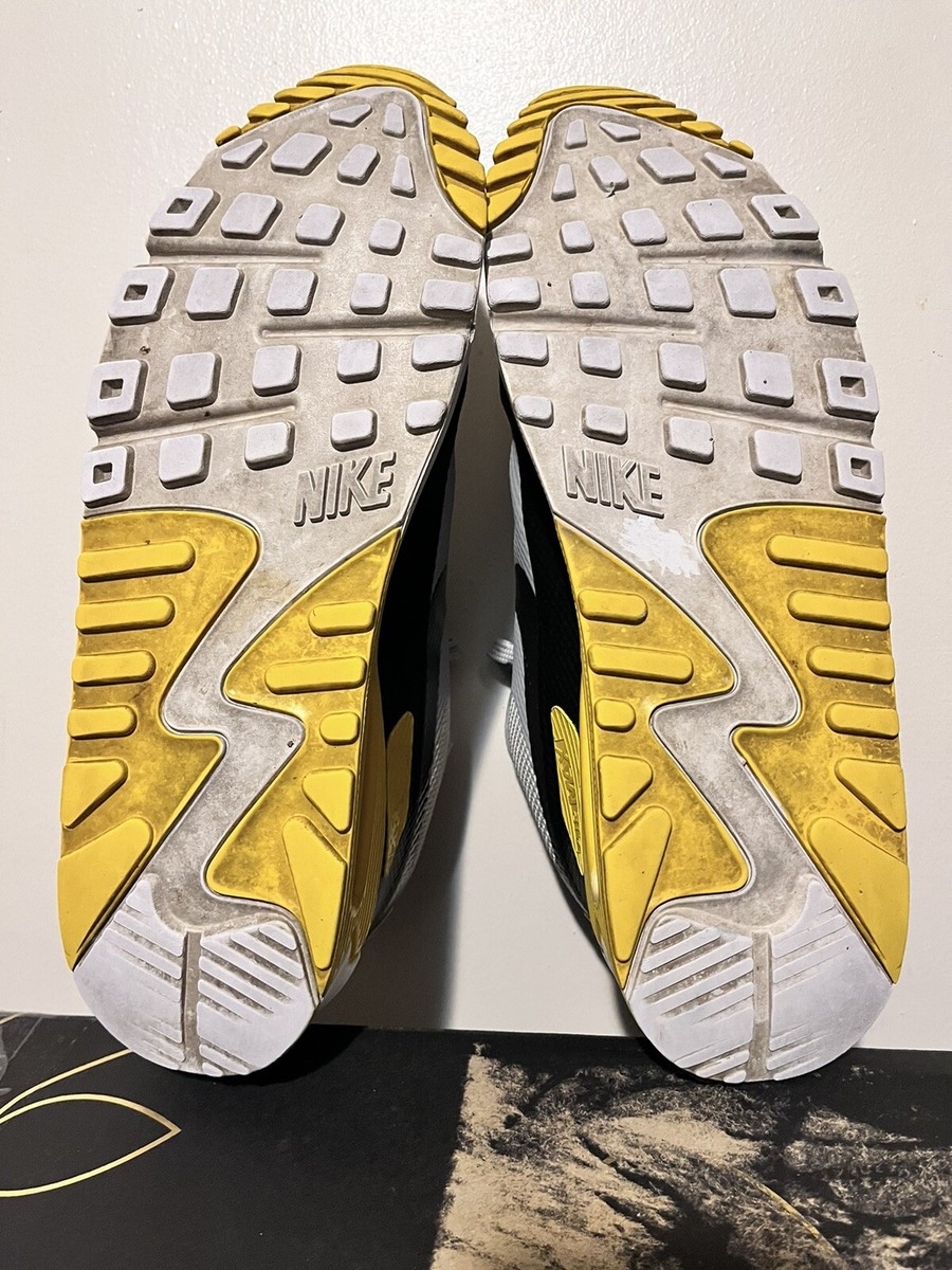 2012 Men Nike Air Max 90 Hyperfuse Livestrong Maize Grey Used Size 11 Rare OG 2012 Men Nike Air Max 90 Hyperfuse Livestrong Maize Grey  main image 2