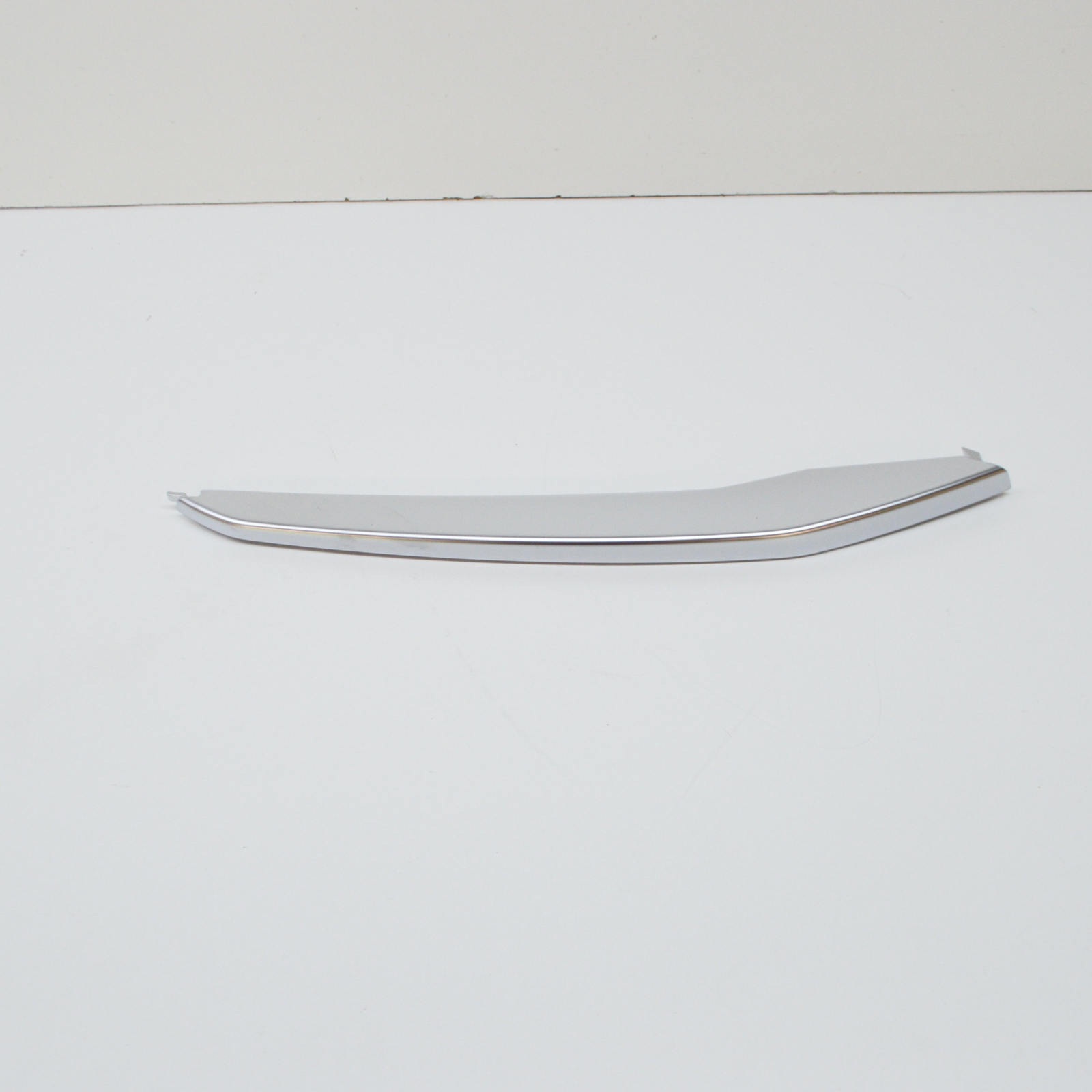 BMW 3 F30 VORDEREN STOßFÄNGERS RECHTEN FINISHERS STANGE  