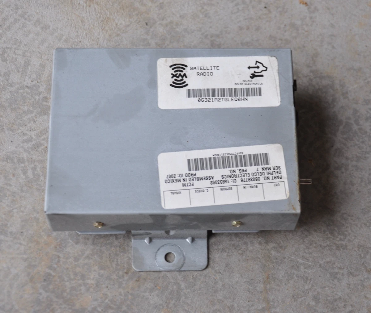 2007 Pontiac Torrent XM Satellite Radio Module Delphi Part.