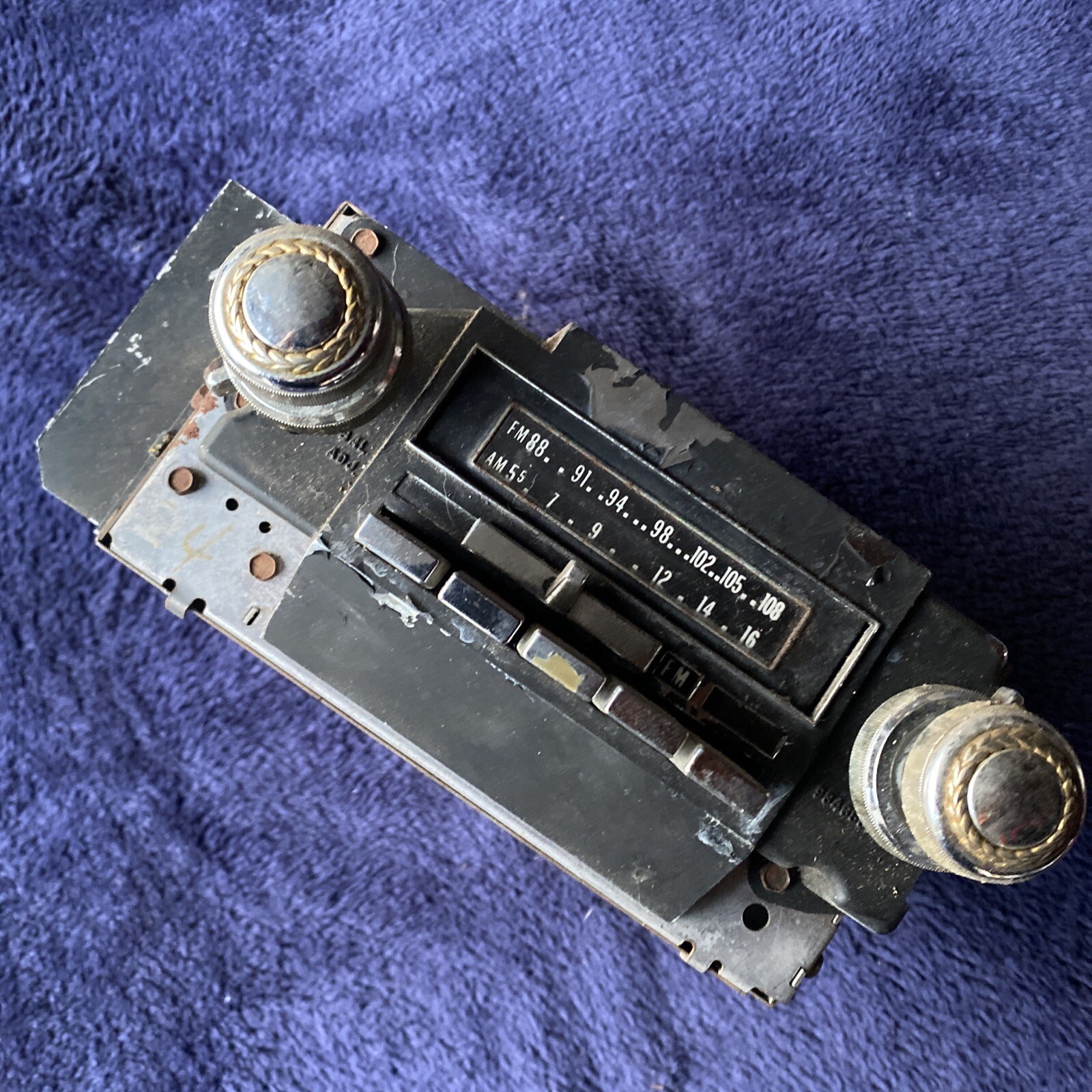 Vintage OEM Factory GM Delco Push Button AM FM Radio 9344338 | eBay