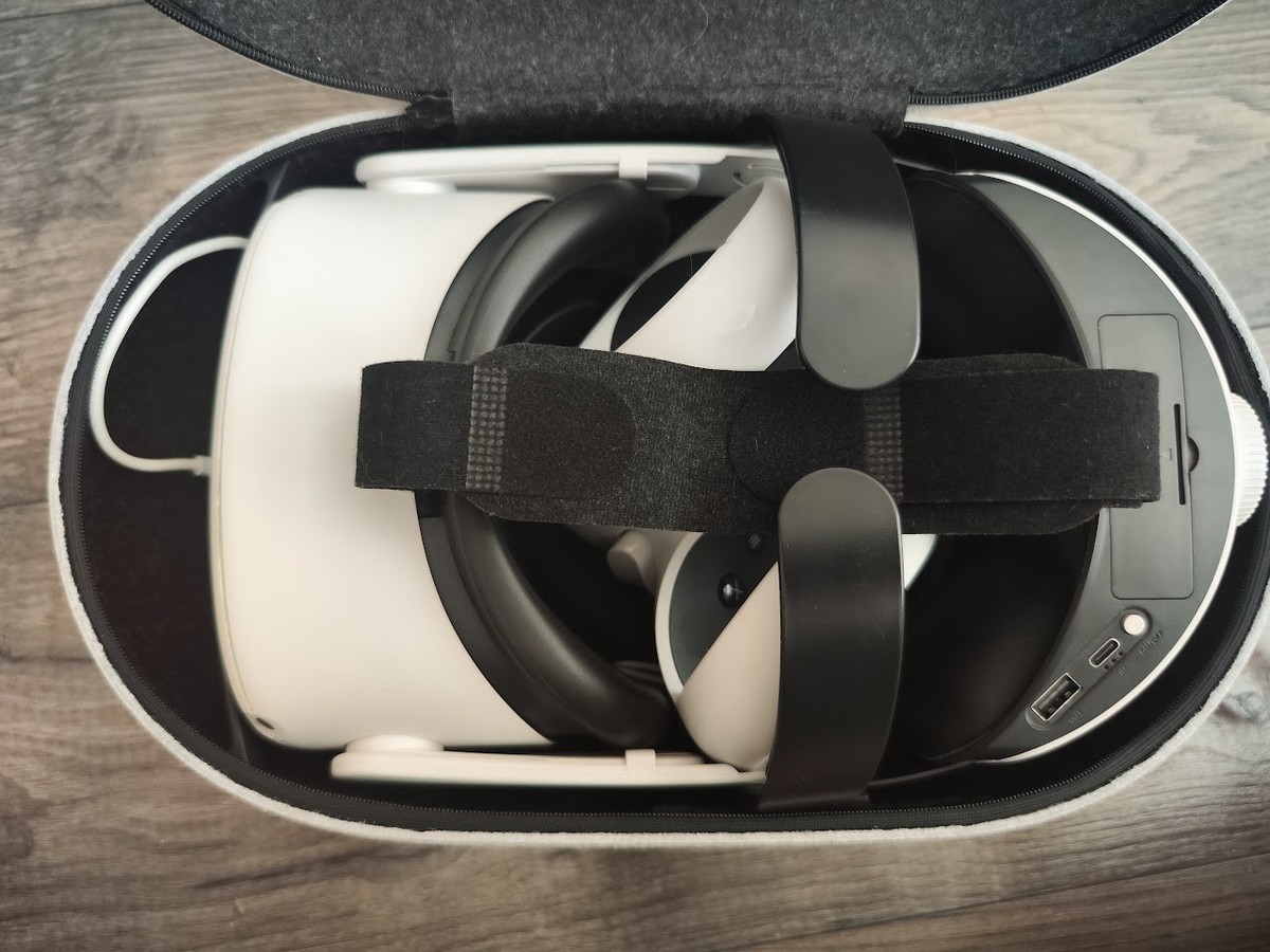 / Quest 2　64GB 買い換えの為、格安で出品 Amazon.co.jp: 【整備済み品】 Meta Quest 2 64GB Oculus Quest