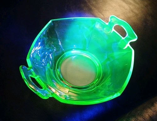 VTG Green Uranium Depression Glass Hexagonal Candy Dish Handles EXCELLENT COND.