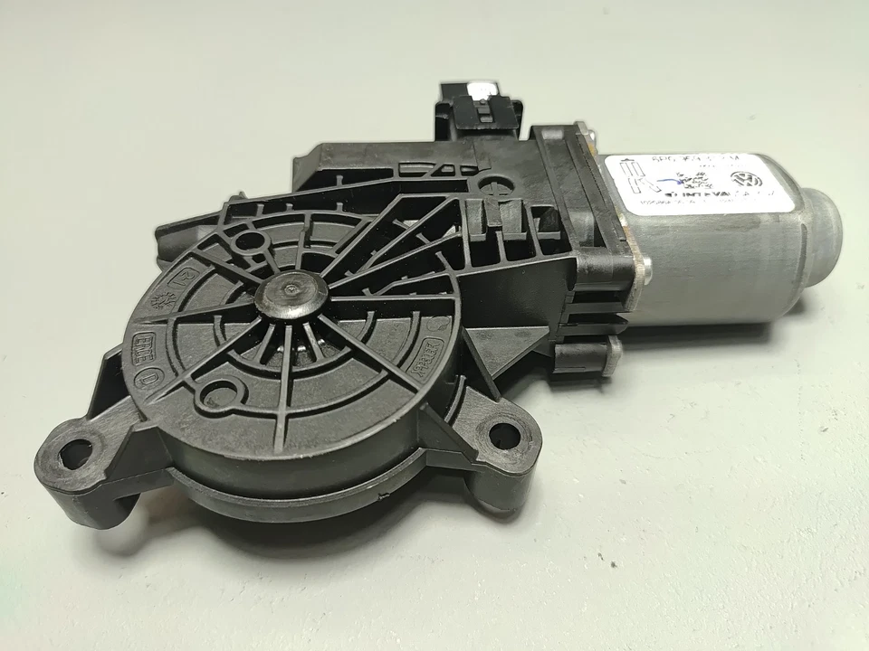 Volkswagen Jetta 2011-2018 motor regulador ventana puerta pasajero trasero OEM Foto 2 de 4