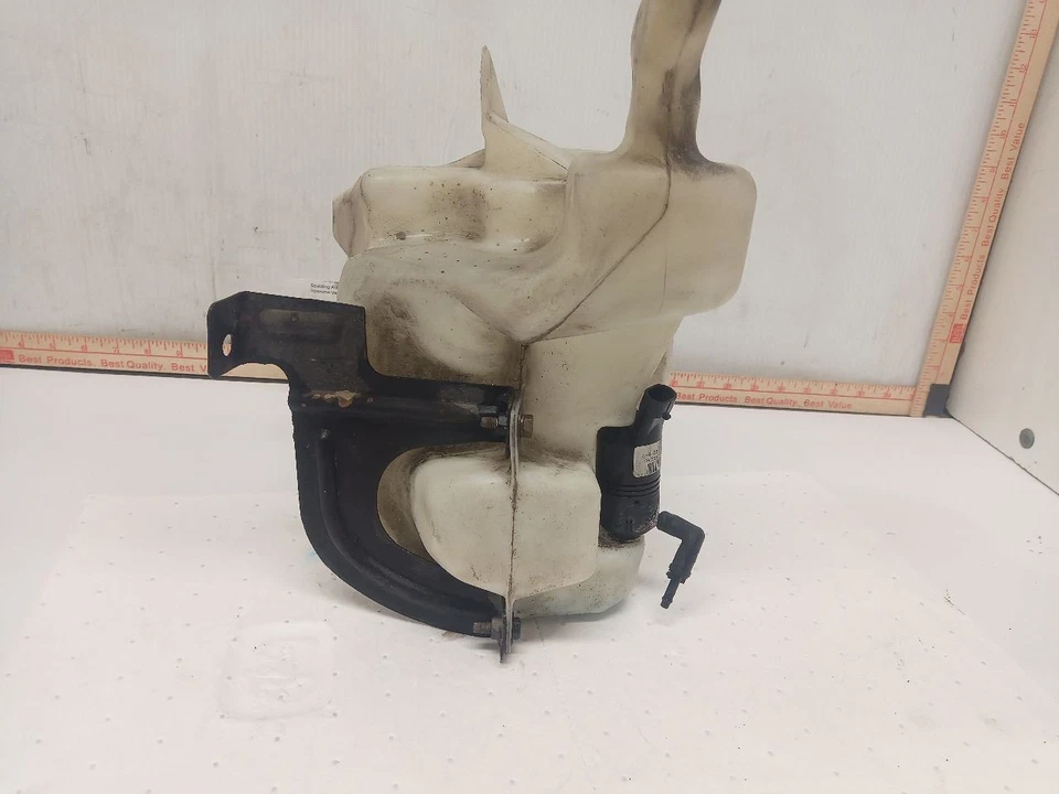 Wash Washer Fluid Reservoir  from 2003 Pontiac Grand Prix 11361951 - Image 4 of 4