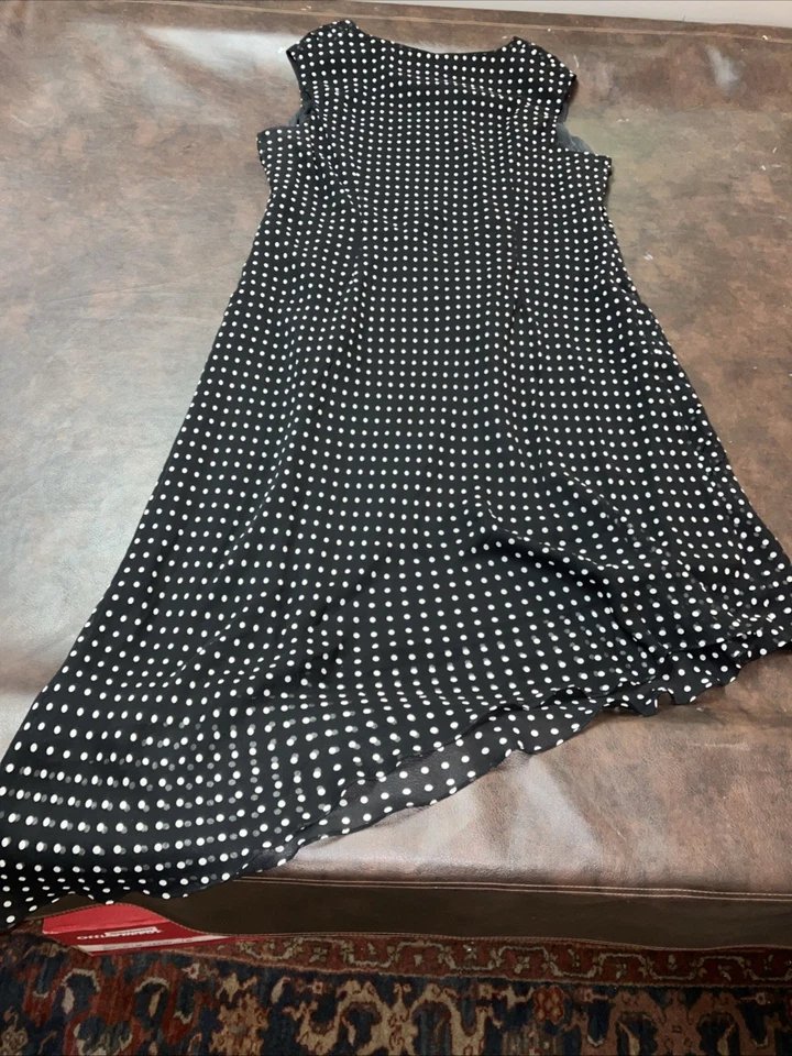 Adrianna Papell 100% Silk Lining Y2K 20W White Polka Dot Black Dress - Image 4 of 4