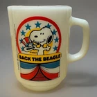 Vintage SNOOPY BACK THE BEAGLE Fire King Mug #1 1980 - Anchor Hocking Milk Glass
