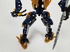 LEGO Bionicle 8734 Brutaka Complete Titan Warrior Gold Order of Mata Nui