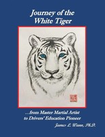 Journey Of The White Tiger James L. Wann Taschenbuch Kartoniert / Broschiert