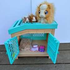 Little Live Pets Mama Surprise Soft Interactive Mama Guinea Pig w Hutch, Babies