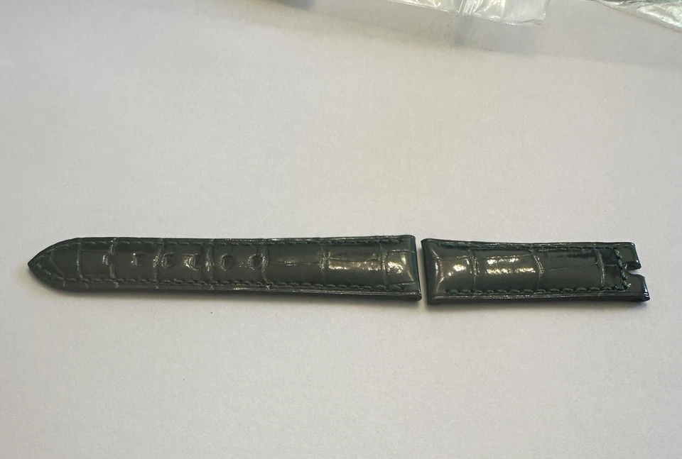 BREGUET - CORREA DE RELOJ GRANO COCODRILO CHAROL VERDE BRILLANTE 18MM/CORTO Foto 2 de 3