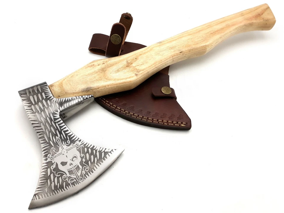 HACHA VIKINGA TOMAHAWK DE CAZA PERSONALIZADA EMPUÑADURA DE MADERA Y FUNDA Foto 2 de 4
