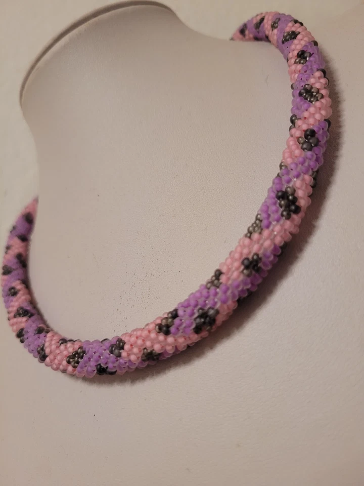 Glasperlenkette, Halskette, Perlenkette gehäkelt - Bild 2 von 3