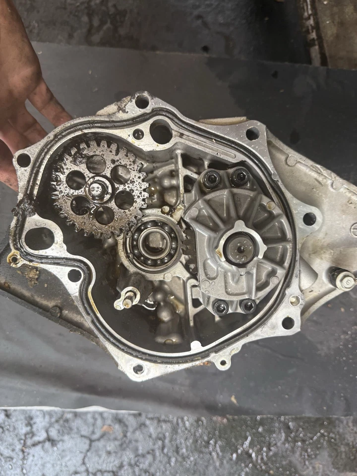 2003 Yamaha Fx 140 Transfer Case Oil Pump - Image 2 of 3