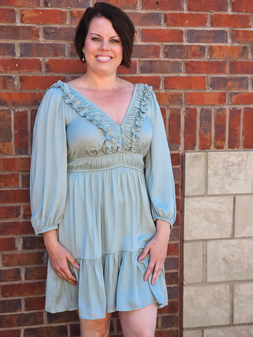green emerald velvet dress Blu Pepper