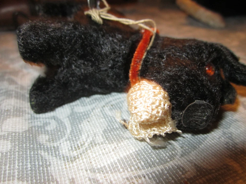 DE COLECCIÓN AÑOS 50 JAPÓN TELA CUERDA PERRO CON LLAVE Foto 2 de 4