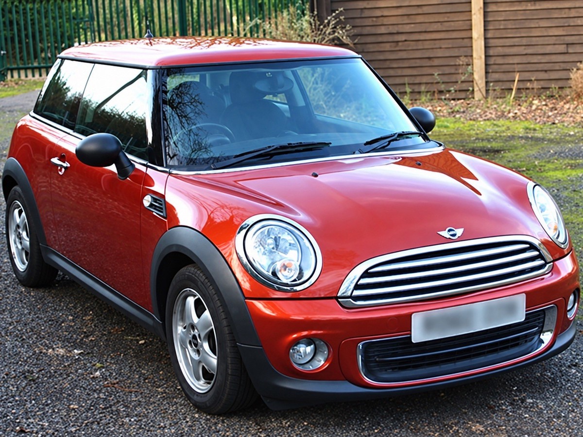 Mini Hatch One