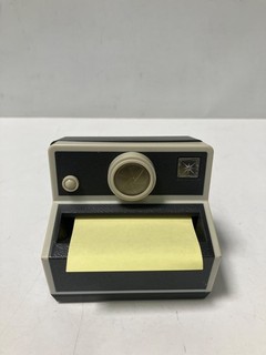 POST IT Polaroid Camera Sticky Note Dispenser Holder Retro Fun Desk Decor