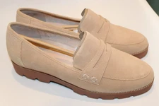 NIB Vionic Women's Cheryl II Sand Beige Suede Comfort Loafers sz 12 Wide