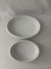 White Ceramic Oval Baking Dishes Unbranded, Set Of 2