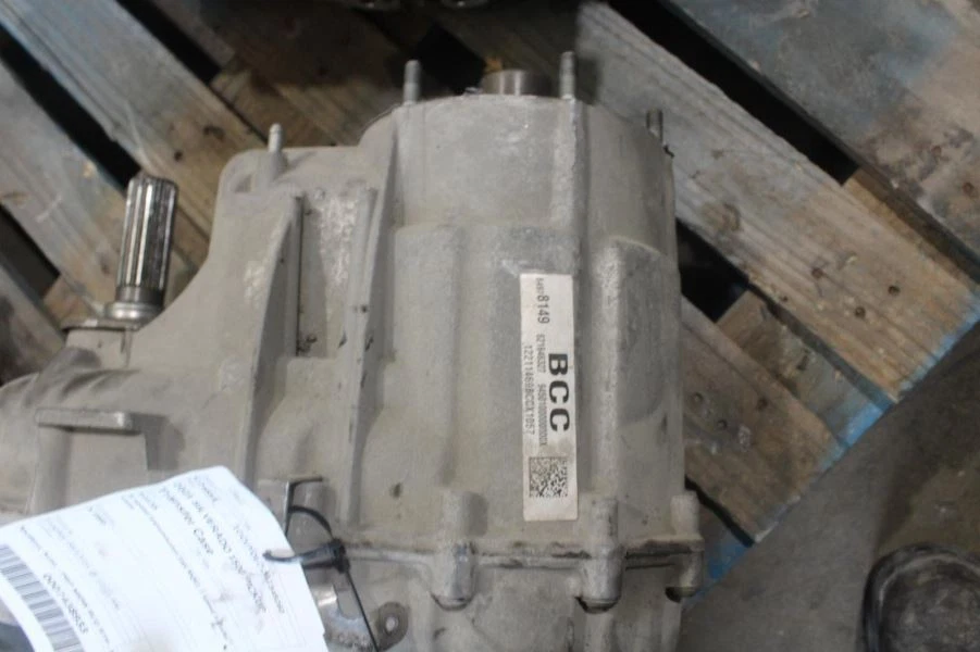 2021 Chevrolet Silverado 1500 Transfer Case 4WD OEM 75K Miles - Opt MQE - Image 2 of 4