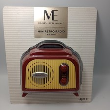 MODERN EXPRESSIONS Mini Retro Radio Hi-Fi Sound Power Auto Scanning NEW READ