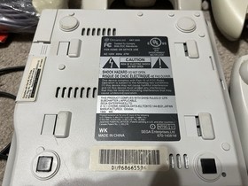 SEGA Dreamcast HKT-3020 Console Lot, 5 Controllers, 3 VMU, 2 Games! Works Great!