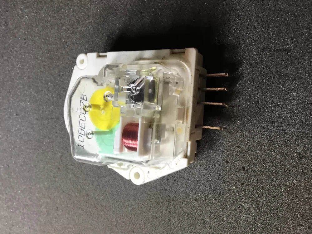 Frigidaire Kenmore AP2111929 12762 Refrigerator Defrost Timer AZ76471 | NR2044