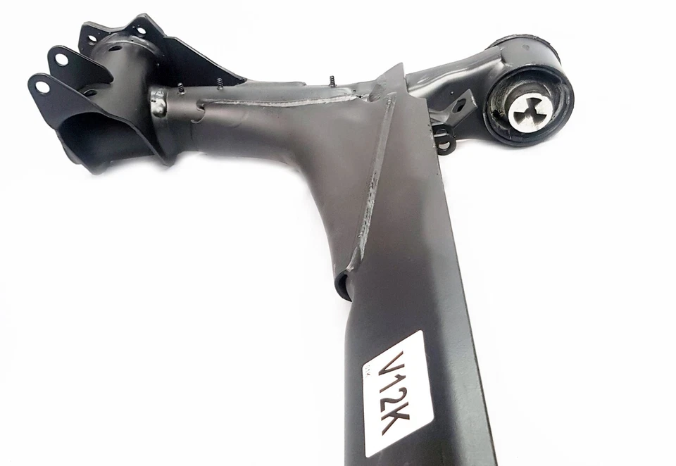 Eje trasero VW Polo III Hb (6N2), Classic (6V2), Variant - Kombi (6V5) - Imagen 3 de 4