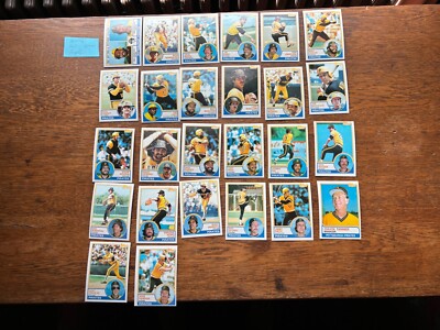 ALMOST ENTIRE TEAM 26 1983 TOPPS BASEBALL CARDS PITTSBURGH PIRATES DAVE PARKER