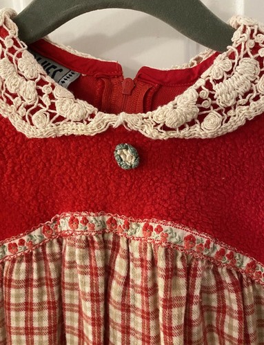 Vintage SF Blues Girl’s 6-9 Mo Red Plaid/Sherpa one piece Romper Crochet Trim - Picture 3 of 12