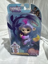 WowWee AUTHENTIC Fingerlings 2 Tone Monkey SYDNEY Purple with Pink New In Box