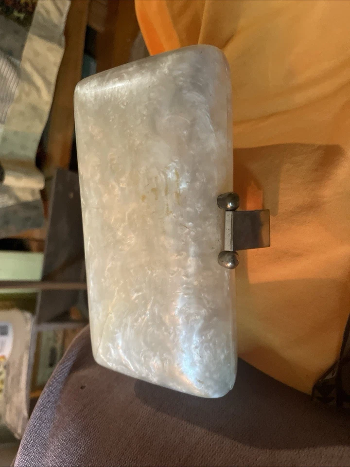 1950s Vintage Lucite Box Swirl/Marbled Metal Latch 7.25” X 5” X 2” - Image 3 of 4