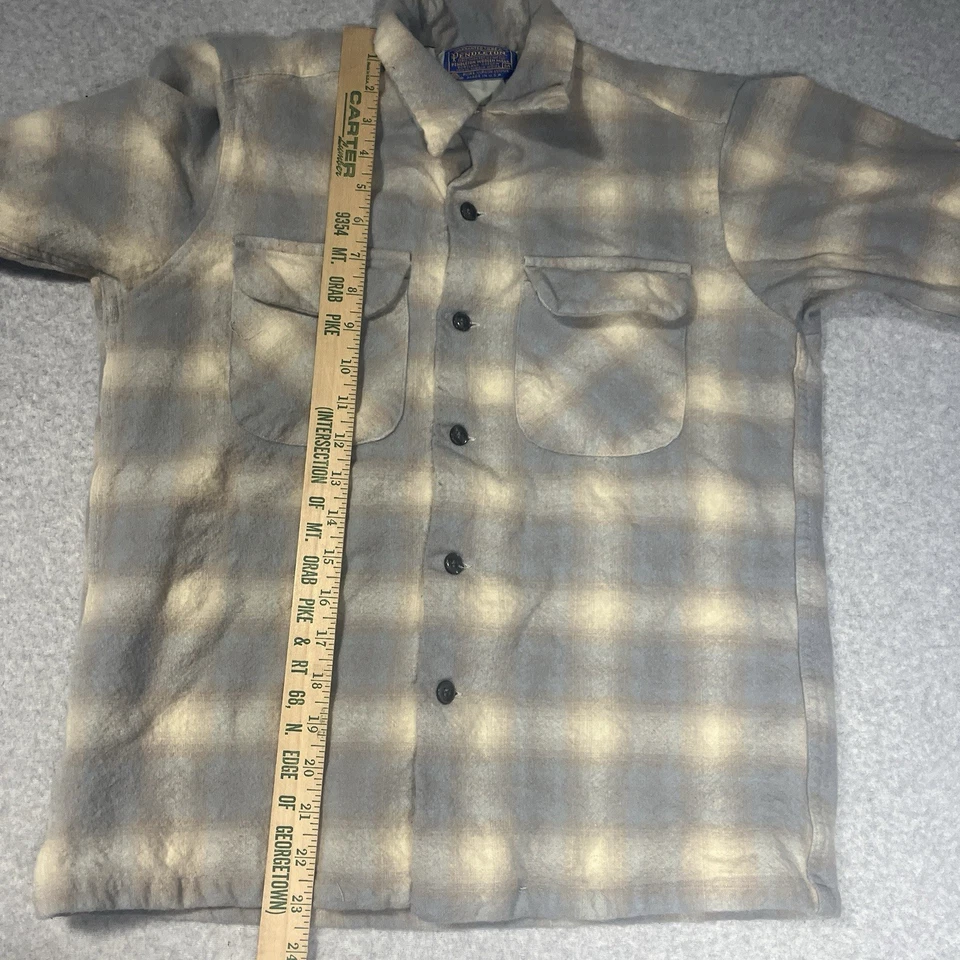 Camisa Pendleton Vintage Para Hombre Gris Mediana Abotonada Sombra Cuadros Tabla Franela Foto 3 de 4