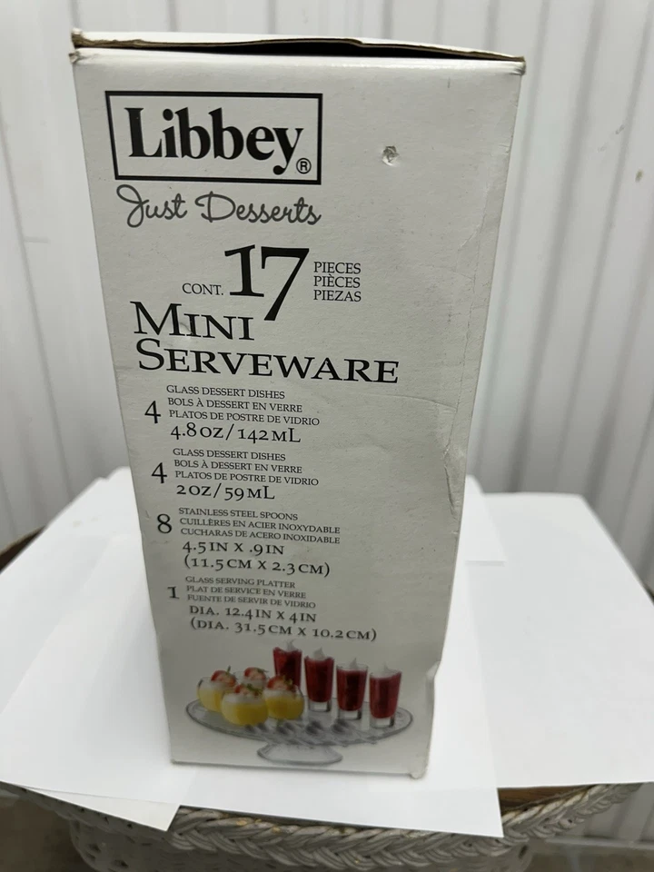 Libbey Just Postres Mini Servware Juego de 17 Piezas Soporte para Pasteles Platos de Desierto Cucharas Foto 2 de 4