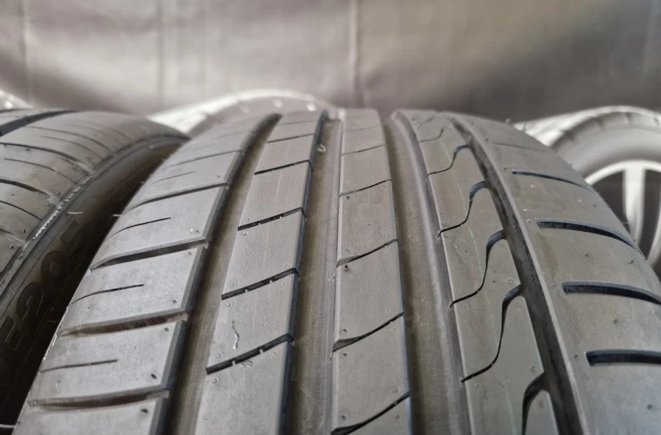 2 Minerva Radial 205 40 17 84W Sommereifen 7,4mm (445) - Bild 4 von 4