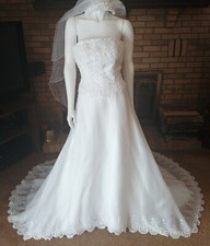Davids Bridal Lady Eleanor White Beaded Strapless Organza Wedding Gown And Veil