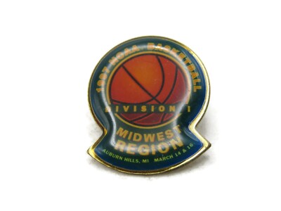 1997 NCAA Basketball Division I Midwest Region Tournament Lapel Pin Auburn