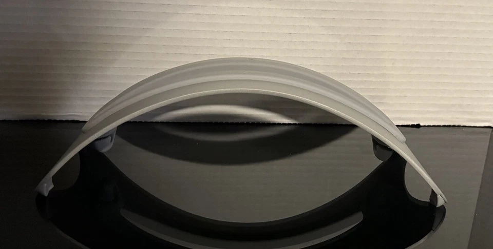 Twelve South BookArc for MacBook Pro Vertical Desktop Stand Space Saving NOB - Image 3 of 4