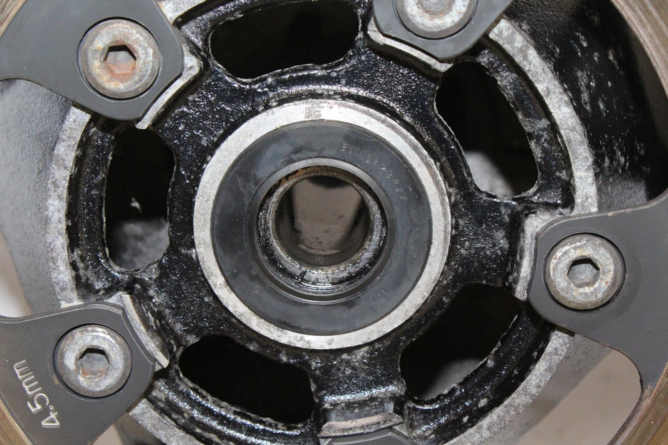2007 Suzuki Sv650s Rear Back Wheel Rim - Image 3 of 4