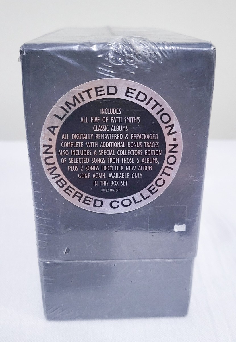 即購入可　Patti Smith DVD 限定Box Set s-l1200.jpg