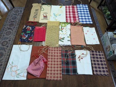 LOT/37 diff Fabrics FLAT BAGS/POUCHES hm w/ VTG Up-cycled Linens x DIY Gifts