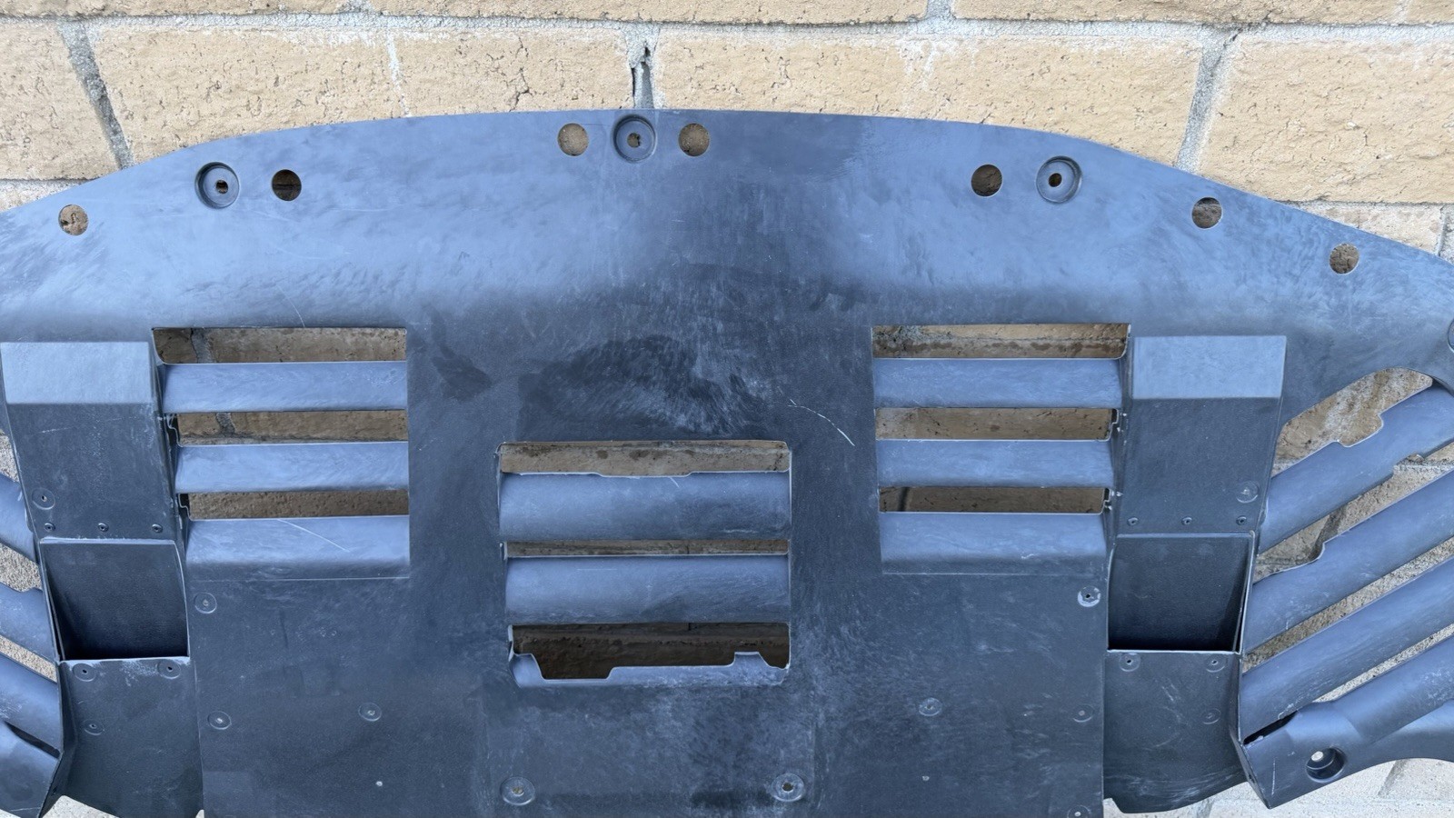 FERRARI SF90 FRONT UNDERBODY SHIELD OEM 849085